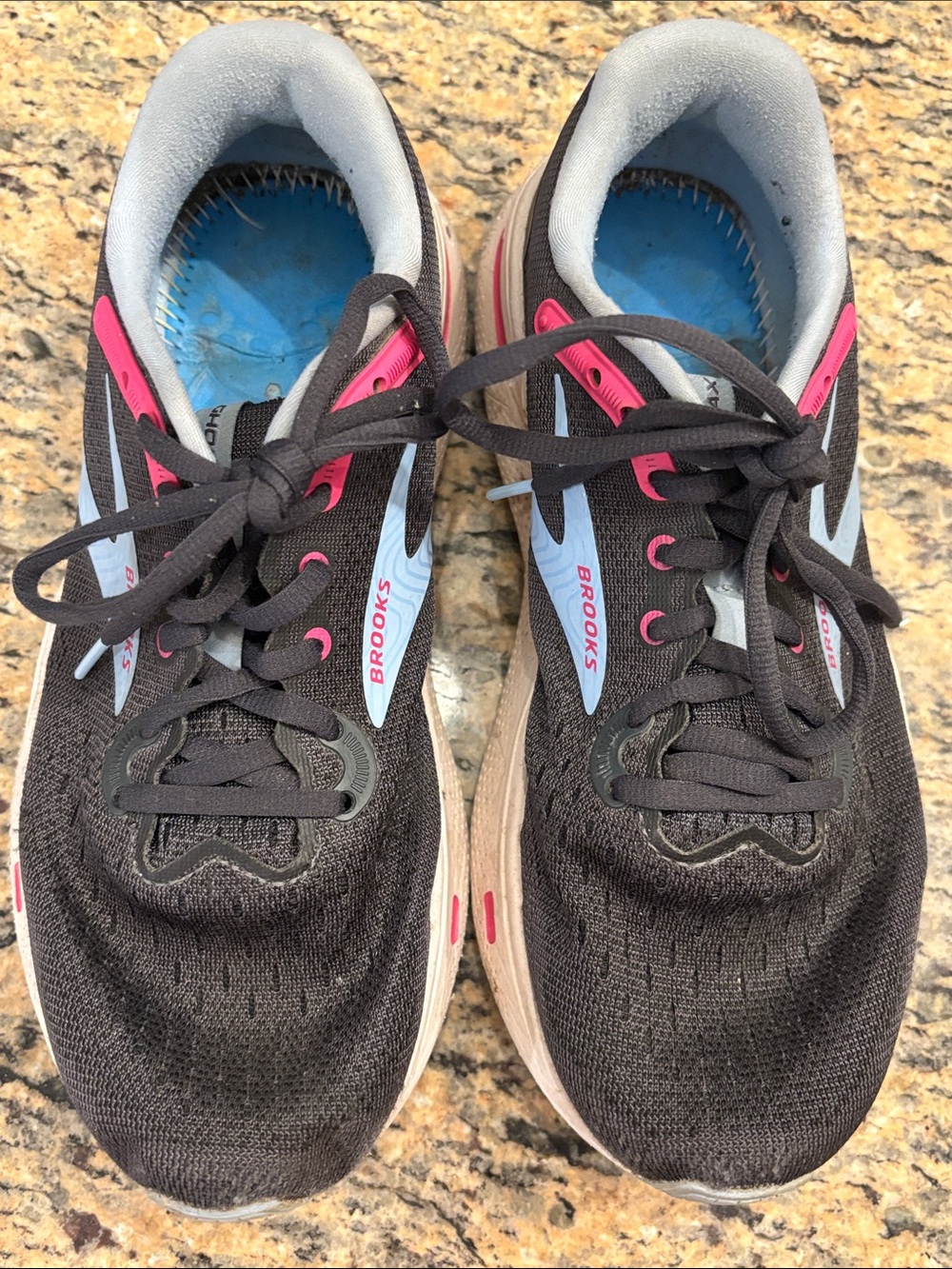 Brooks Ghost Max Black Pink Running Shoes Sneakers Size 7.5 - Picture 8 of 11